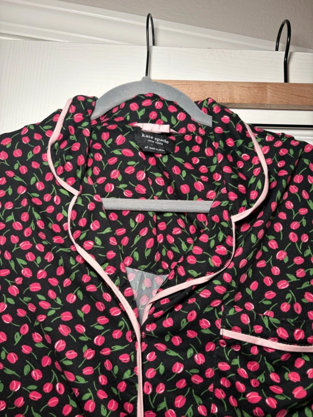 Kate Spade Cherry‎ Floral Pajama Set XL Black Pink 3/4 Sleeve Lounge Sleepwear